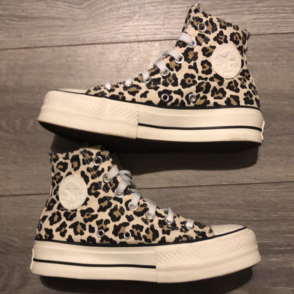 Like New Converse Leopard All Star Chuck Taylor High Top Platform Sneaker